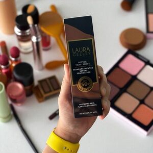 Laura Geller Better Than Bare Skin-Perfecting Foundation SPF 50 - Deep